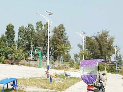 太陽能路燈安裝實(shí)例