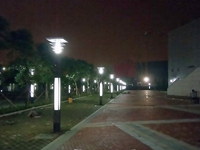 柳州市網(wǎng)球場(chǎng)景觀路燈